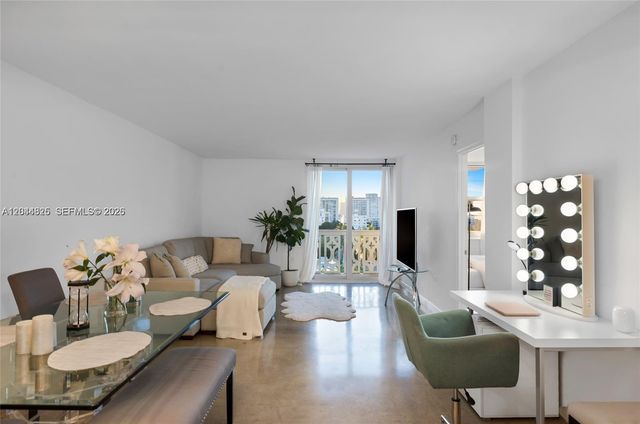 1020 Meridian Avenue 816, Miami Beach, FL 33139