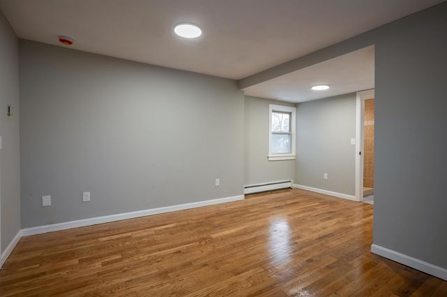 6 Grover Street, Concord, NH 03301