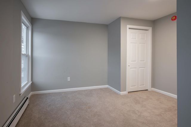 6 Grover Street, Concord, NH 03301