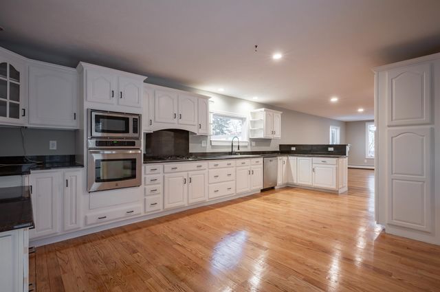 6 Grover Street, Concord, NH 03301