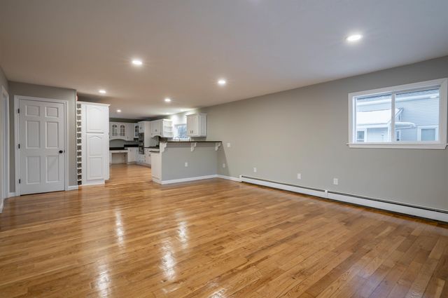 6 Grover Street, Concord, NH 03301