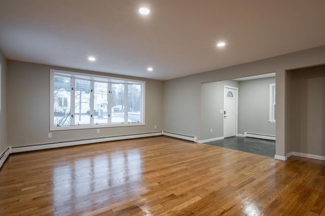 6 Grover Street, Concord, NH 03301