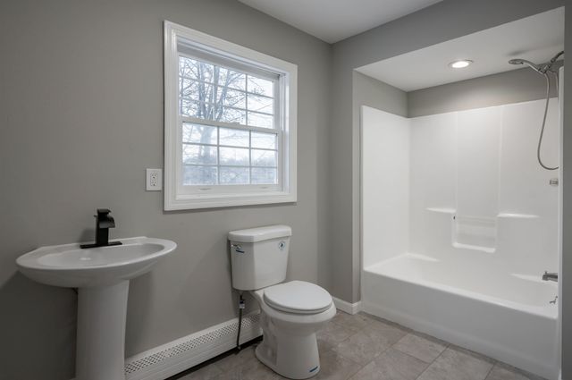 6 Grover Street, Concord, NH 03301