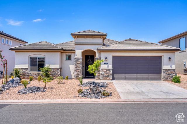 1329 N PASEOS ST, Washington, UT 84780