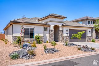 1329 N PASEOS ST, Washington, UT 84780