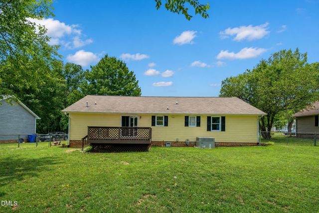 114 N Overland Drive, Mebane, NC 27302