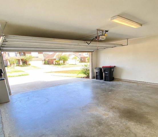5002 Naples Grove Lane, Rosharon, TX 77583