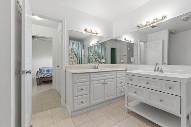 19016 County Road 669d, Alvin, TX 77511