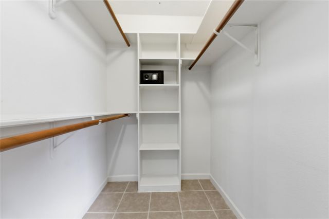 19016 County Road 669d, Alvin, TX 77511