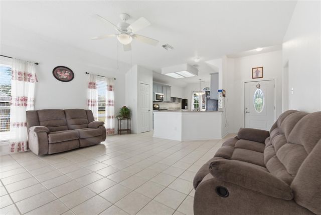 19016 County Road 669d, Alvin, TX 77511