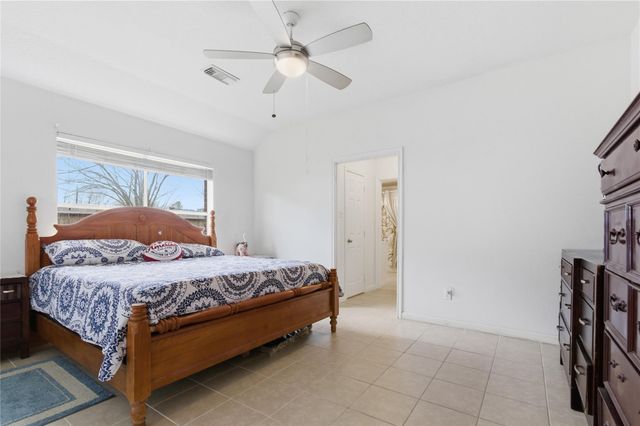 19016 County Road 669d, Alvin, TX 77511