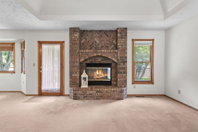 1400 S 17th Avenue, Ozark, MO 65721