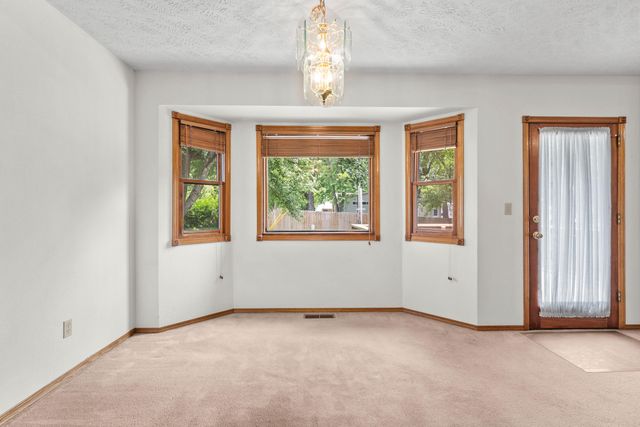 1400 S 17th Avenue, Ozark, MO 65721