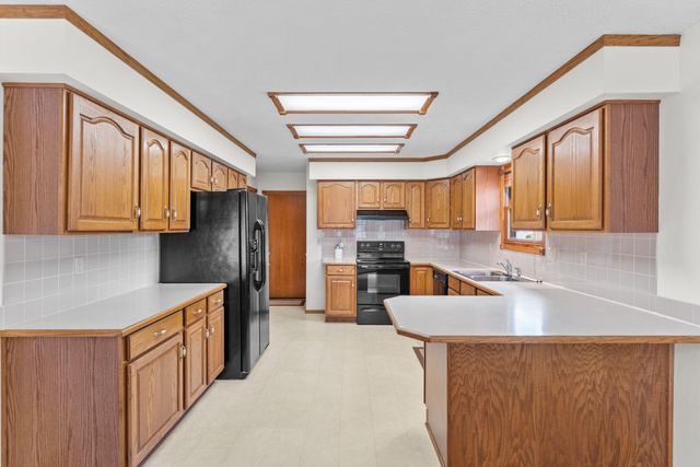 1400 S 17th Avenue, Ozark, MO 65721