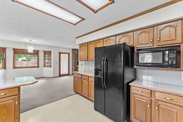 1400 S 17th Avenue, Ozark, MO 65721