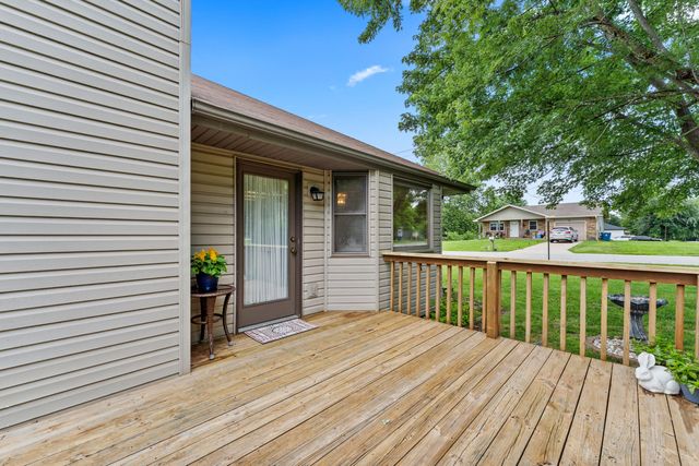 1400 S 17th Avenue, Ozark, MO 65721
