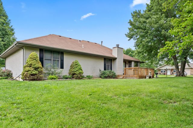 1400 S 17th Avenue, Ozark, MO 65721