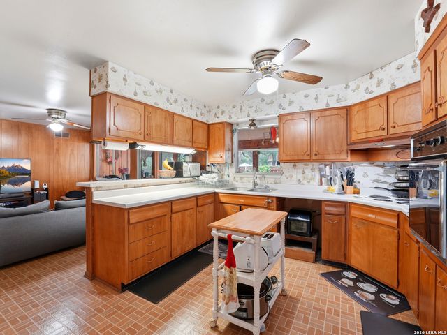 726 Firefly Dr, San Antonio, TX 78216