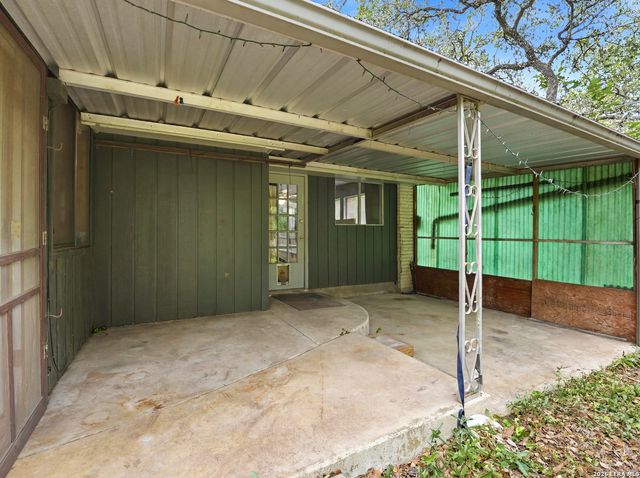 726 Firefly Dr, San Antonio, TX 78216