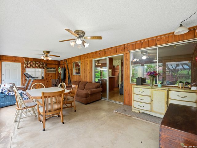 726 Firefly Dr, San Antonio, TX 78216