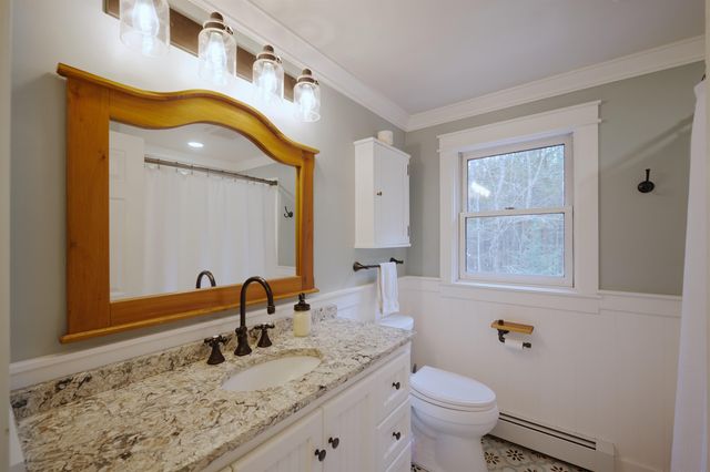 9 Wiggin Drive, Newmarket, NH 03857