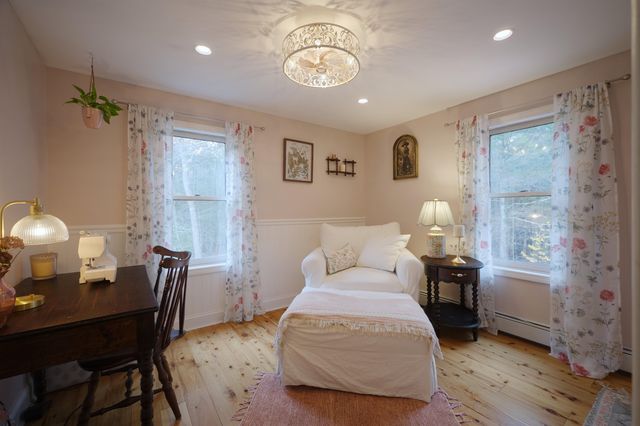 9 Wiggin Drive, Newmarket, NH 03857