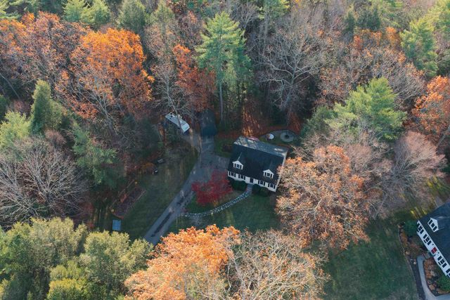 9 Wiggin Drive, Newmarket, NH 03857