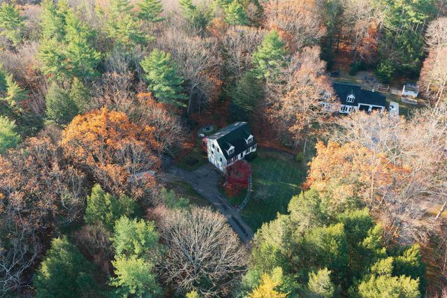 9 Wiggin Drive, Newmarket, NH 03857