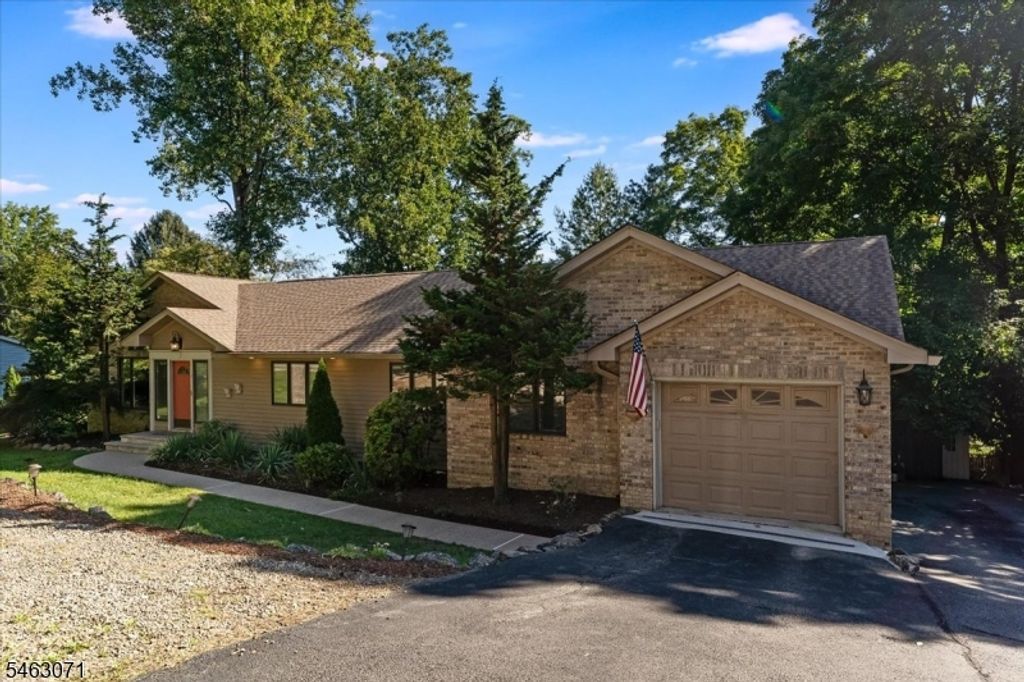 7 Banta Rd, Kinnelon Boro, NJ 07405 — photo 2