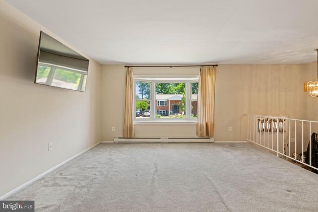 13242 KURTZ RD, Woodbridge, VA 22193