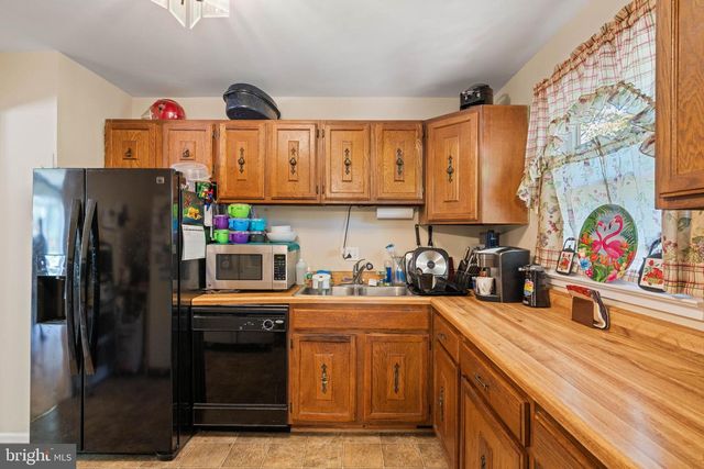 13242 KURTZ RD, Woodbridge, VA 22193