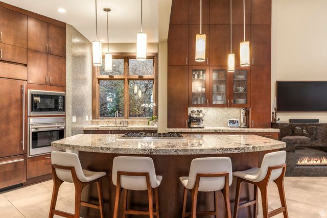 3455 E DANISH RD, Cottonwood Heights, UT 84093