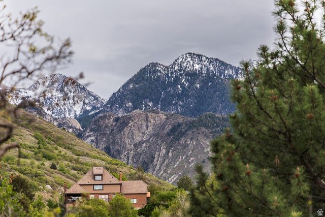 3455 E DANISH RD, Cottonwood Heights, UT 84093