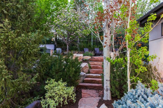 3455 E DANISH RD, Cottonwood Heights, UT 84093