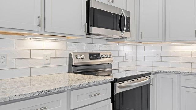 2601 Karkinnen Way, Moore, SC 29369