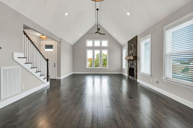 7407 Pond View, Harrison, TN 37341