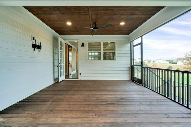 7407 Pond View, Harrison, TN 37341