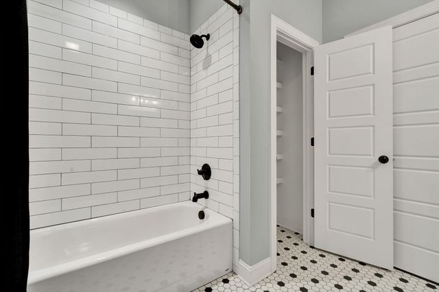 7407 Pond View, Harrison, TN 37341