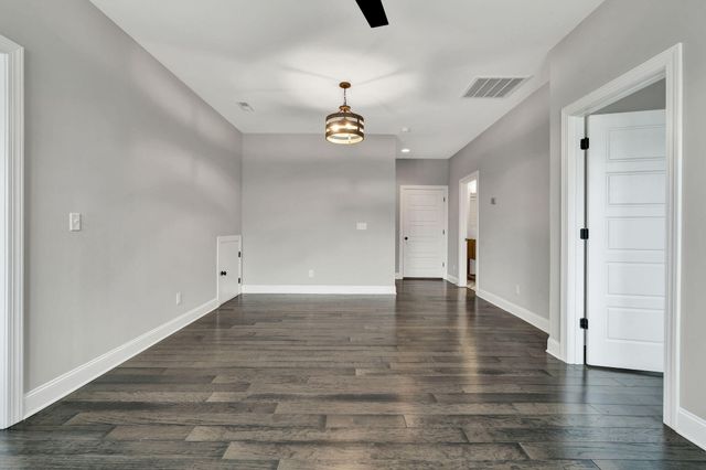 7407 Pond View, Harrison, TN 37341