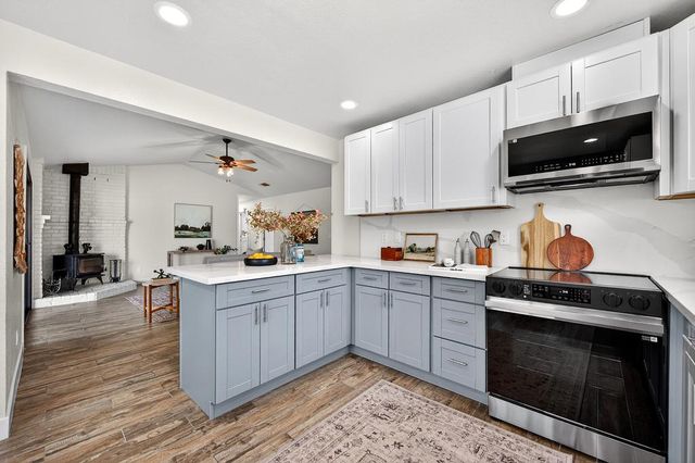 2869 Canterbury Cir, El Dorado Hills, CA 95762