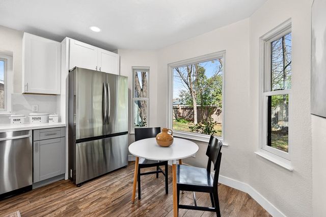 2869 Canterbury Cir, El Dorado Hills, CA 95762