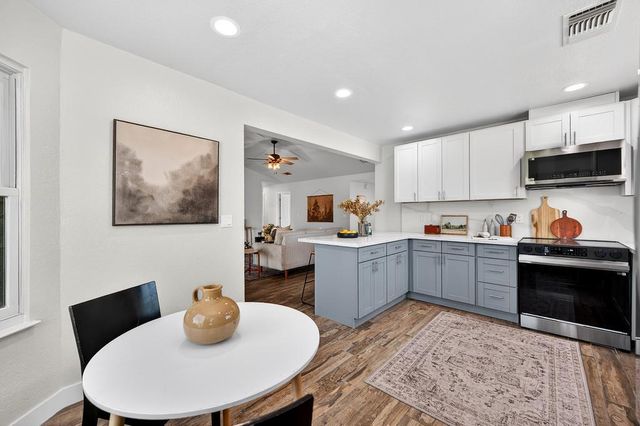 2869 Canterbury Cir, El Dorado Hills, CA 95762