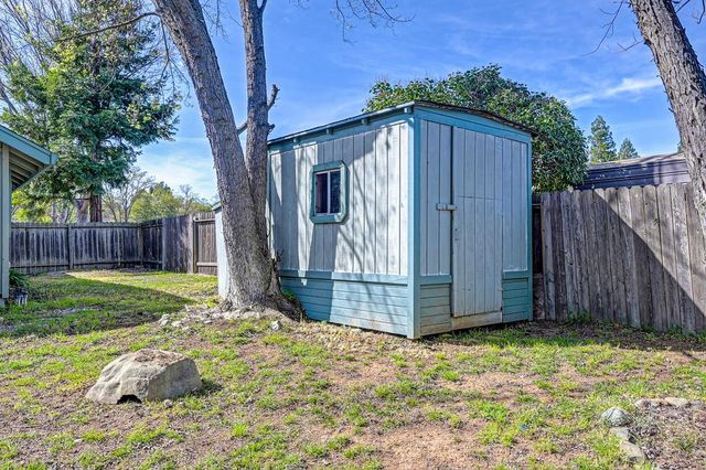 2869 Canterbury Cir, El Dorado Hills, CA 95762