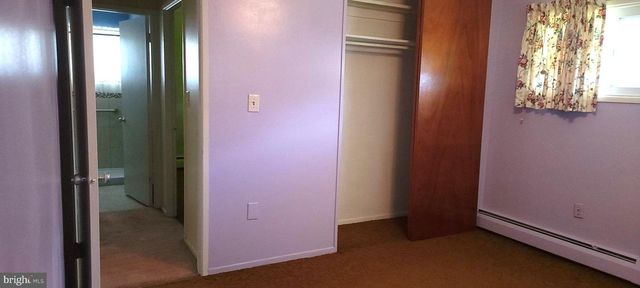 7 JUNEWOOD DR, Levittown, PA 19055