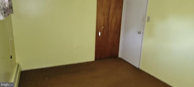 7 JUNEWOOD DR, Levittown, PA 19055