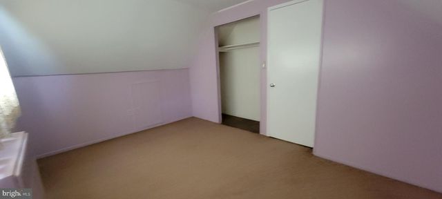 7 JUNEWOOD DR, Levittown, PA 19055