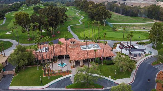 48 Calle Del Norte, Rancho Santa Margarita, CA 92688