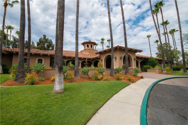 48 Calle Del Norte, Rancho Santa Margarita, CA 92688