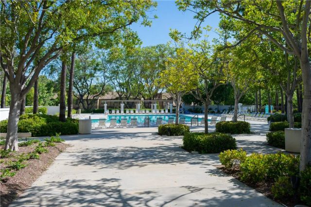 48 Calle Del Norte, Rancho Santa Margarita, CA 92688