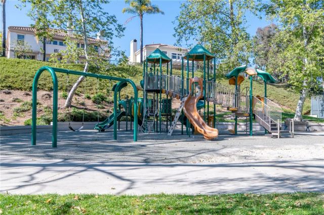 48 Calle Del Norte, Rancho Santa Margarita, CA 92688